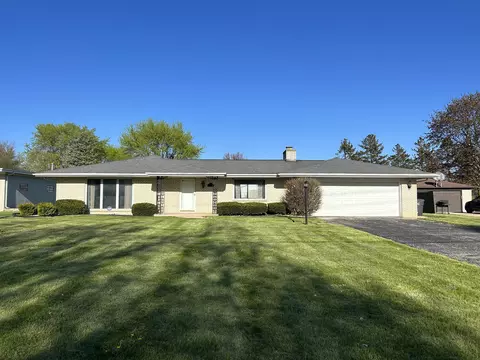 1441 Meadowlane, Mount Pleasant, WI 53406