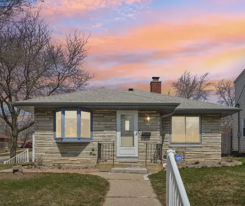 3402 E Bottsford, Cudahy, WI 53110