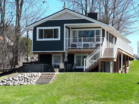 6732 Burma, Waterford, WI 53185