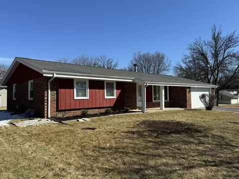 1903 Sunnyside, Waukesha, WI 53186