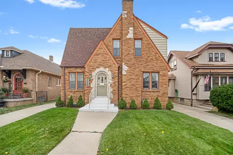 3019 N 55th, Milwaukee, WI 53210