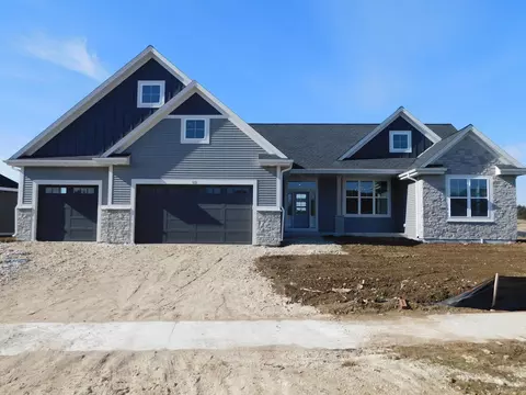 269 Candleberry, Grafton, WI 53024