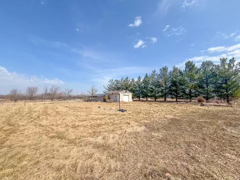 605 N Britton, Dover, WI 53182