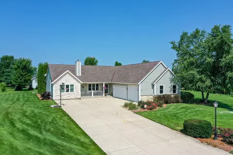 4330 Buckey, East Troy, WI 53120