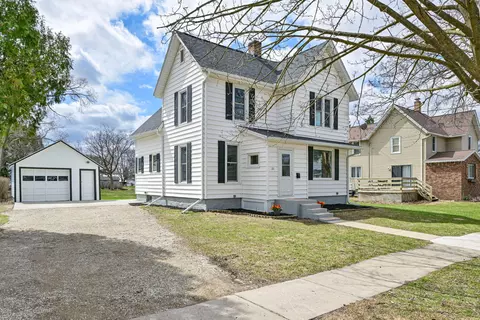 126 Pierce, Randolph, WI 53956
