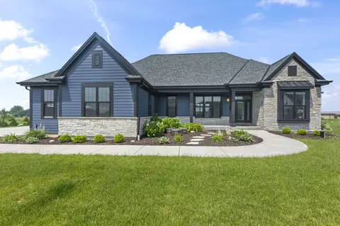 n67w27854 Red Oak, Sussex, WI 53089