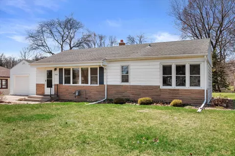 4523 N 103rd, Wauwatosa, WI 53225