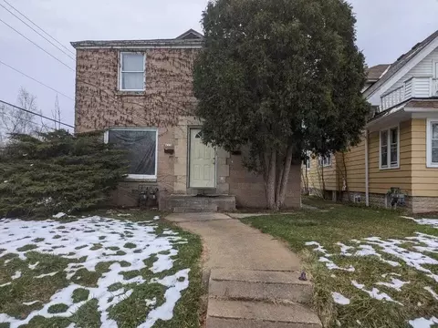 4368 N 19th, Milwaukee, WI 53209