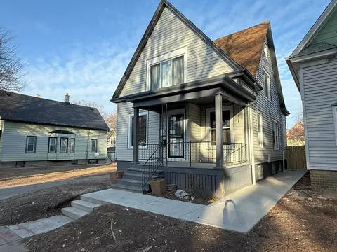 2964 N Richards #A, Milwaukee, WI 53212