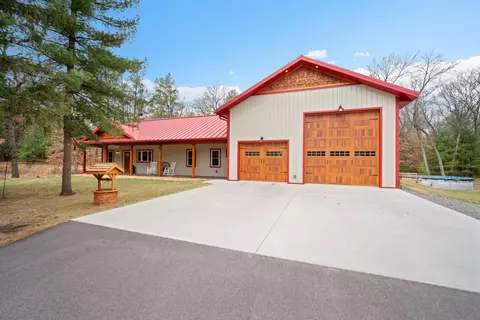 1979 9th, Adams, WI 53934