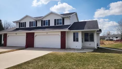 4729 Fox Grv, Sheboygan, WI 53081