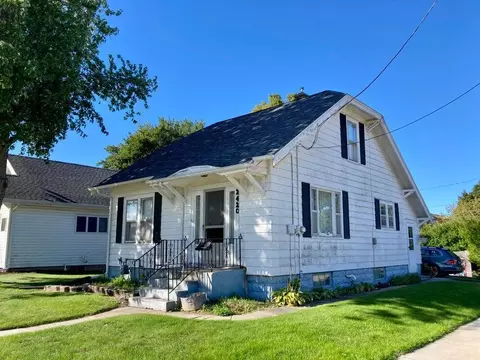 2420 Lincoln, Two Rivers, WI 54241