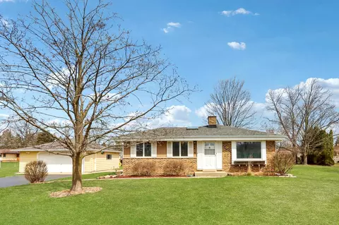 1414 W Daniel, Oak Creek, WI 53154