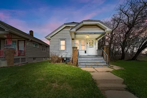 5114 W Burnham, West Milwaukee, WI 53219