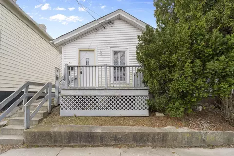 815 11th, Racine, WI 53403