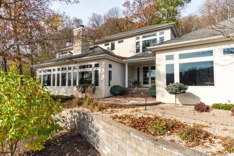 w5522 Eagle Point Drive, Shelby, WI 54601
