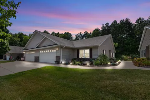 721 Prospect, Kewaskum, WI 53040