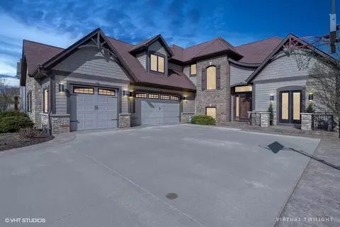 9921 Cooper, Pleasant Prairie, WI 53158