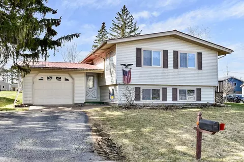 135 1st, Lewiston, MN 55952
