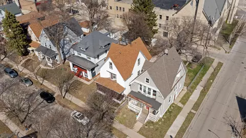 2206 N 36th, Milwaukee, WI 53208