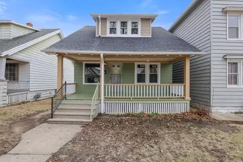 2631 S 12th, Milwaukee, WI 53215