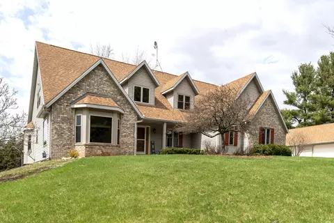 6466 St Lawrence, Hartford, WI 53027