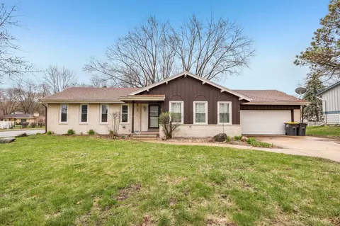 2701 Lander, Waukesha, WI 53188