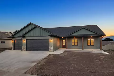840 Crockett, Holmen, WI 54636