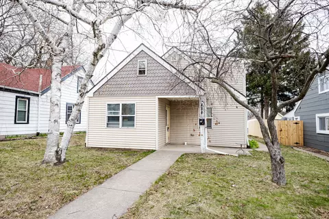 454 S 75th, Milwaukee, WI 53214