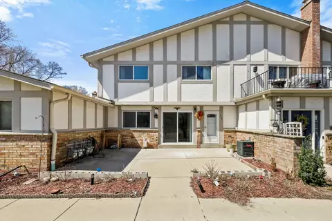 17681 Nassau, Brookfield, WI 53045