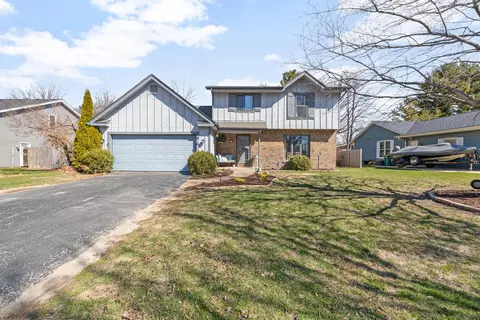 110 Friendship, Saukville, WI 53080