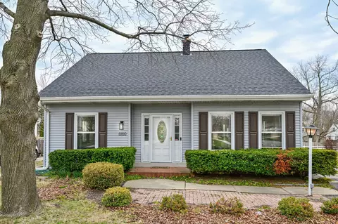 8180 N Regent, Fox Point, WI 53217