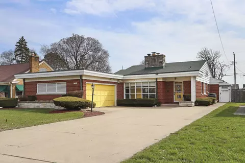 7709 3rd, Kenosha, WI 53143