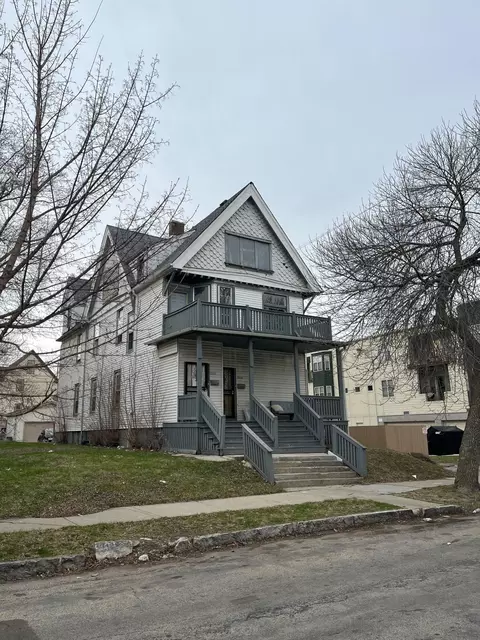 2237 N 33rd #2239, Milwaukee, WI 53208
