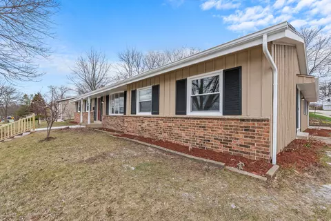 113 N Grandview, Waukesha, WI 53188