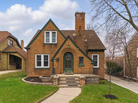 1514 S 9th, Manitowoc, WI 54220