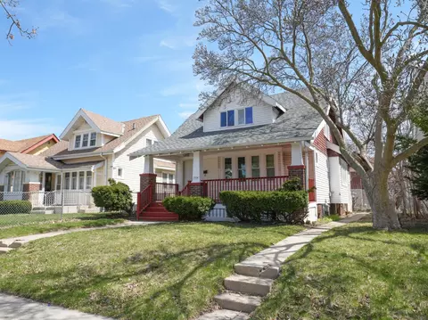2914 N 38th, Milwaukee, WI 53210