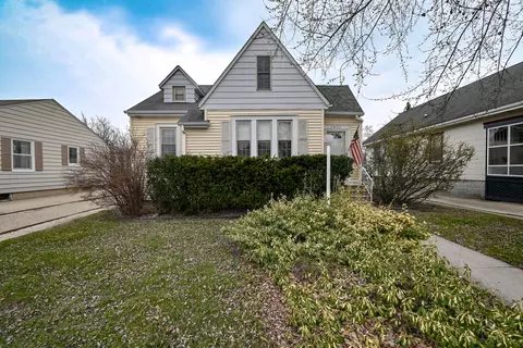 7627 26th, Kenosha, WI 53143