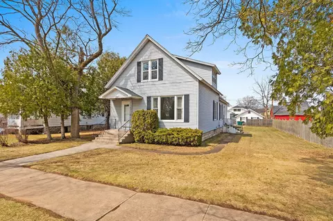 2628 Gilbert, Marinette, WI 54143