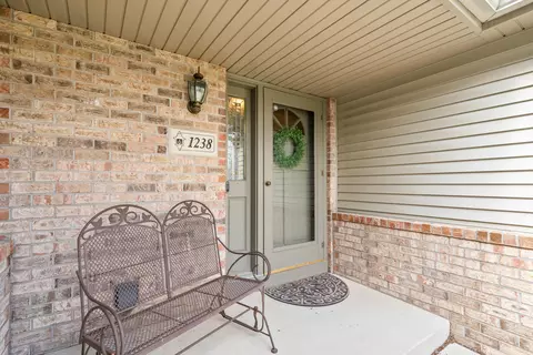 1238 Fox Riv, Mukwonago, WI 53149