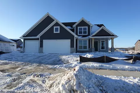 1724 Whalen, Oconomowoc, WI 53066