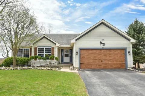 1129 Kennedy, Hartford, WI 53027