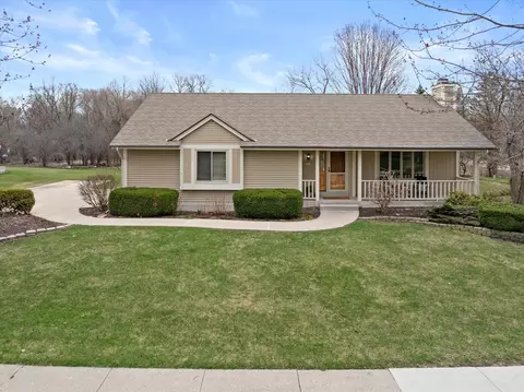 1019 S Comanche, Waukesha, WI 53188