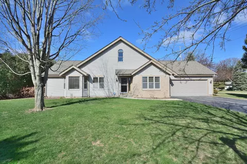 6787 N Melissa #9, Glendale, WI 53209