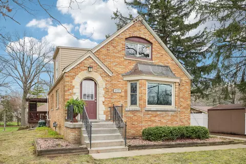 4820 S 43rd, Greenfield, WI 53220
