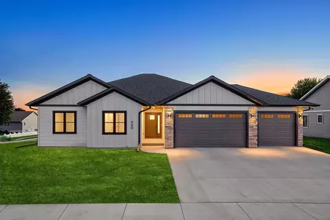 960 Crockett, Holmen, WI 54636