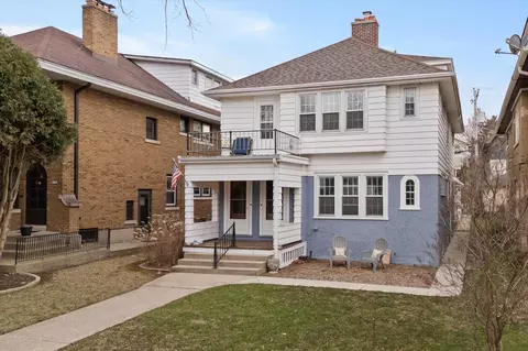 4159 N Farwell #4161, Shorewood, WI 53211
