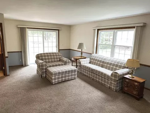 15250 Clifford, Brookfield, WI 53005
