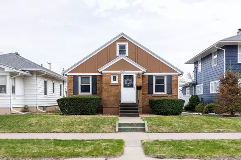 1926 Market, La Crosse, WI 54601