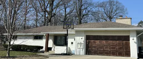 4505 N 109th, Wauwatosa, WI 53225